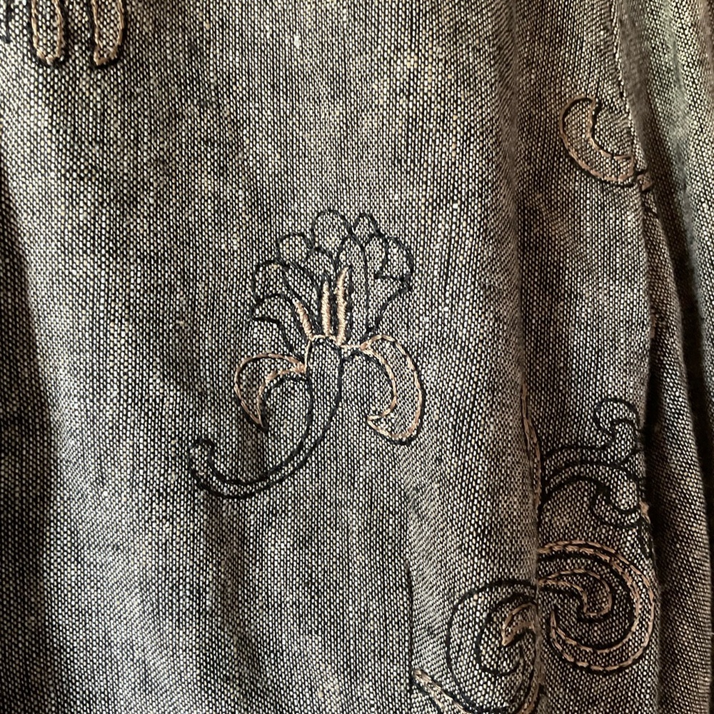 R Q T jacket. Embroidered. Linen blend. Gray. Size 14 - Picture 6 of 12